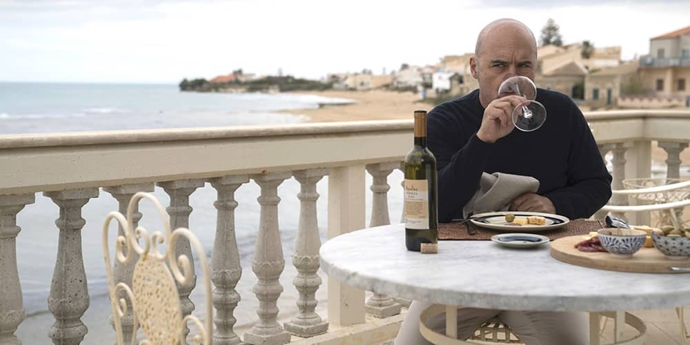 The Settings of the Inspector Montalbano: an itinerary between reality and finctional scene
